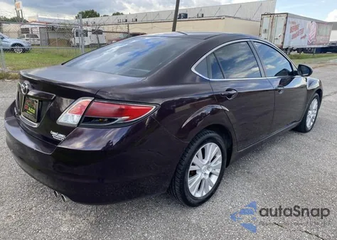 2010 Mazda 6 I z USA, uszkodzony, nr VIN 1YVHZ8CH6A5M42577